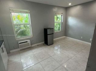 319 W 28th St APT 15, Miami Beach, FL 33140