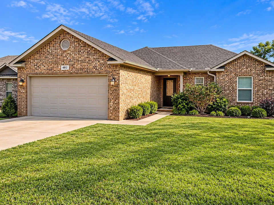 4825 Wildwood Ln
