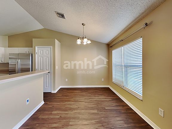 4th image of 5257 NW East Piper Cir
