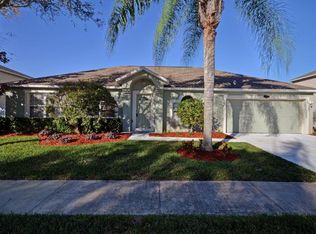 5923 Ridge Lake Cir, Vero Beach, FL 32967