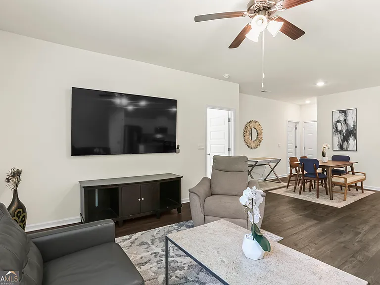 3688 Chevington Ct SE — Photo 6