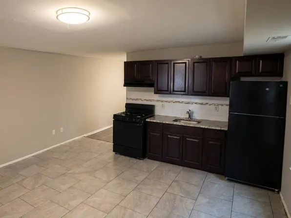 141 Cooper Ave APT 3N, Woodlynne, NJ 08107