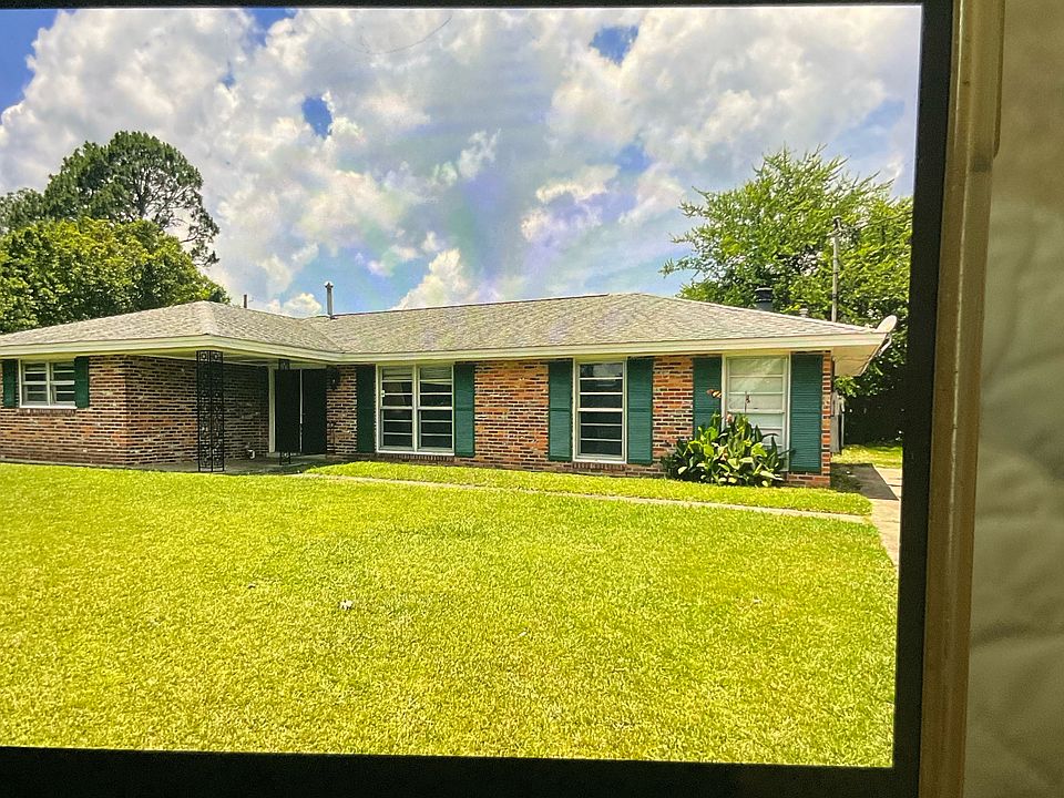 1st image of 314 Spring Valley Rd