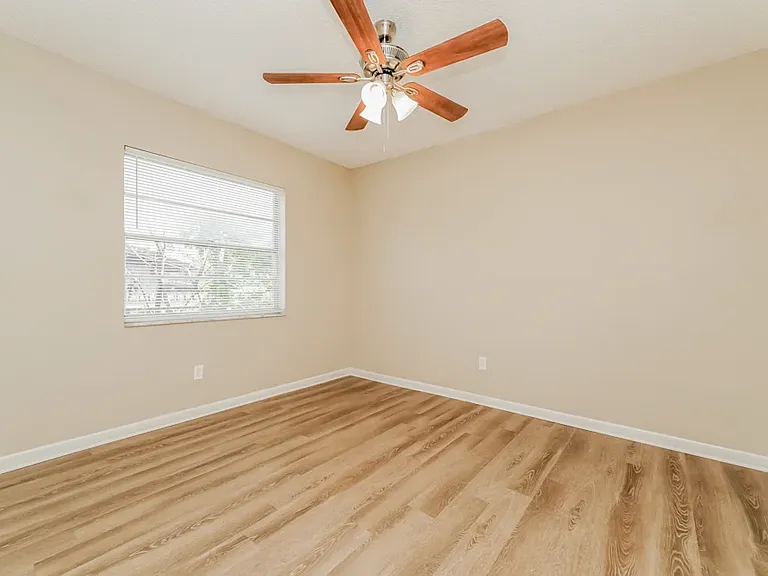 860 Valley Hill Dr — Photo 3