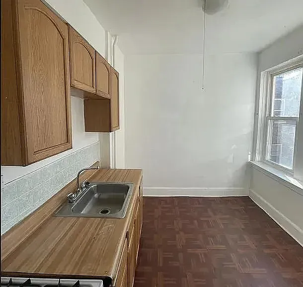 361 Sanford Ave #3BB — Photo 1