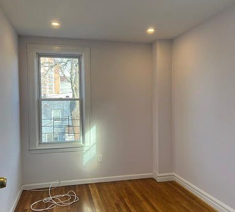3rd image of 16XX Yates Ave #2F