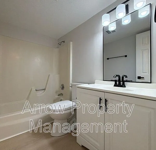 3619 N 60th St #24 — Photo 3