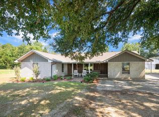 12175 Peairs Rd, Zachary, LA 70791