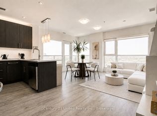 1 Victoria St S #1702, Kitchener, ON N2G 0B5
