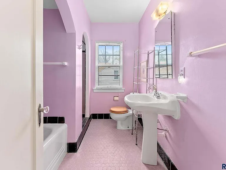 1817 S 5th Ave — Photo 13
