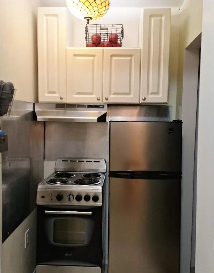 2 bed, 900 sqft, $1,400 — Photo 3