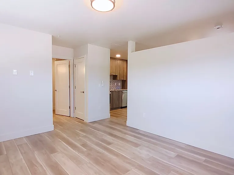 PUSC03 - Quarry Commons — Photo 13