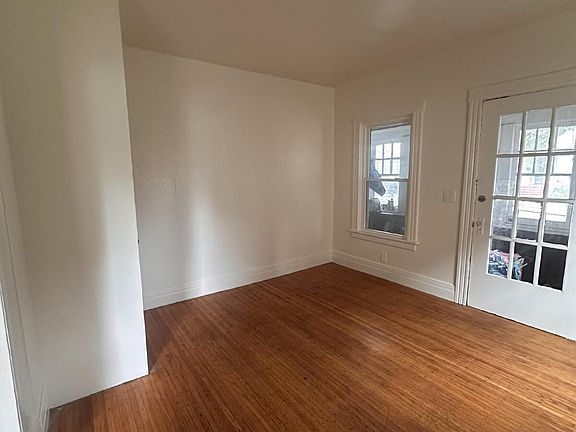 4th image of 32 Alice St