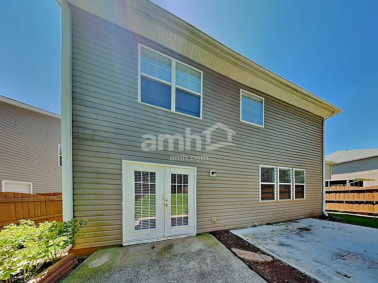 35 Border Ave — Photo 22