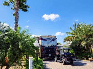 2954 Saint George Dr #2200, Davenport, FL 33837