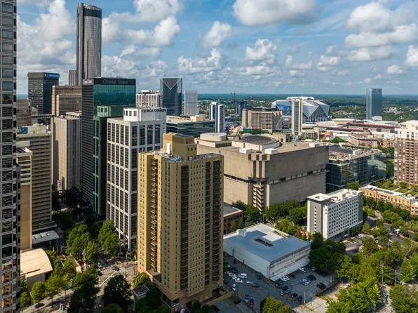 300 Peachtree St NE APT 22L, Atlanta, GA 30308