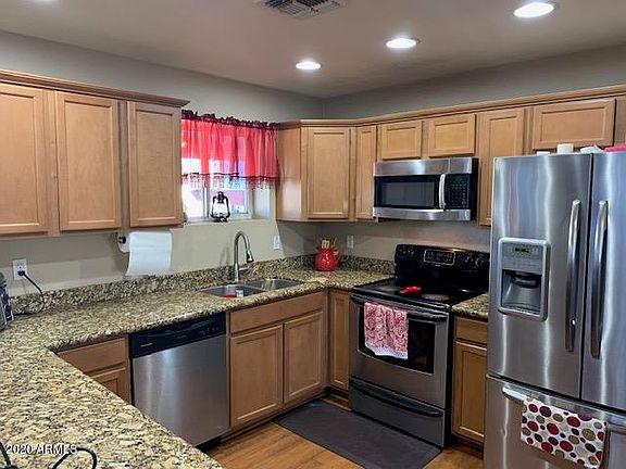 4th image of 3438 W Poinsettia Dr