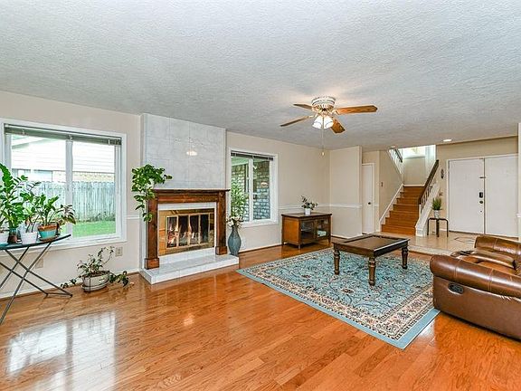 3rd image of 3119 The Highlands Dr