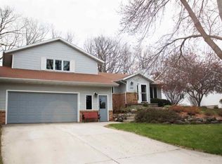 1537 Sapphire Way, Sun Prairie, WI 53590