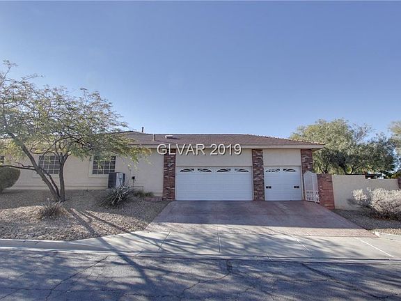2nd image of 290 E Kimberly Dr