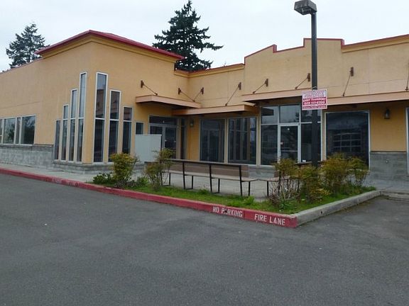 4th image of 8302 S Tacoma Way