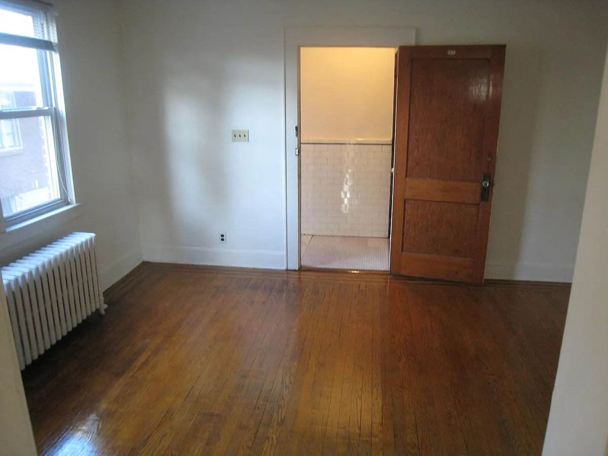 Building Photo - 786 Brighton Ave