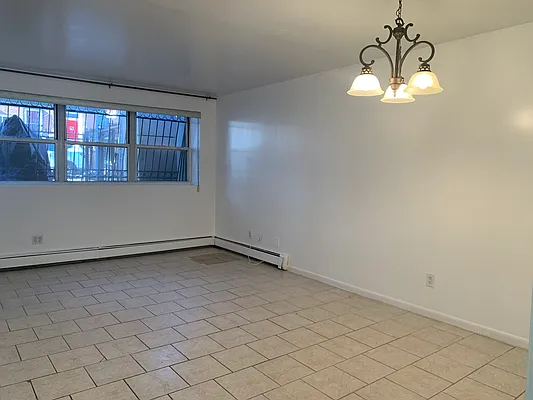 Rented by Spot Real Estate | media 7