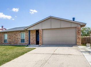 5401 Russell Dr, The Colony, TX 75056