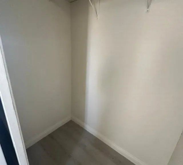 451 W Yermo Rd #B — Photo 6