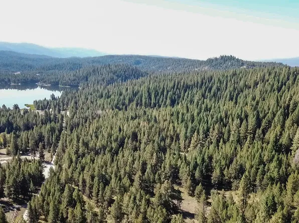 1-3 Horsethief Rd, Cascade, ID 83611