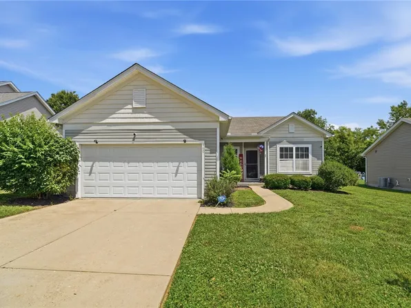160 Clubhouse Ln, Lebanon, OH 45036