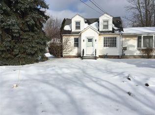 9 Russell St, Lockport, NY 14094