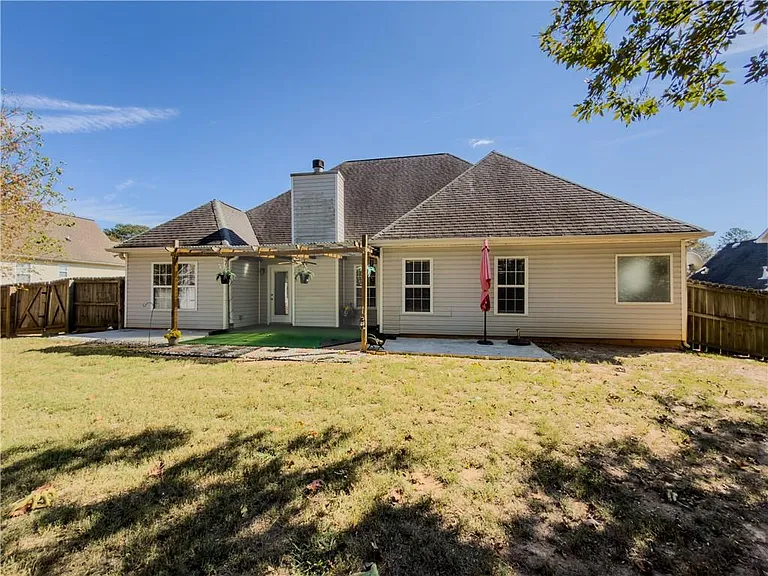 593 Red Tip Ln — Photo 2
