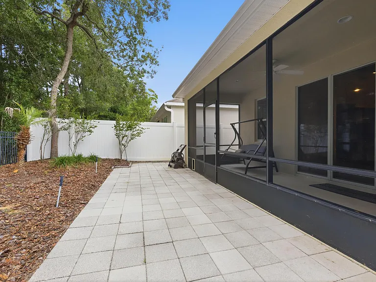 740 Preakness Cir — Photo 29