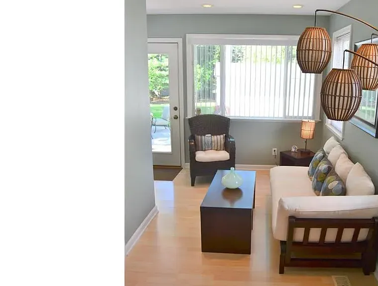 510 Lake Forest Dr — Photo 13