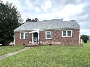 304 Sharp St, Lawrenceville, VA 23868