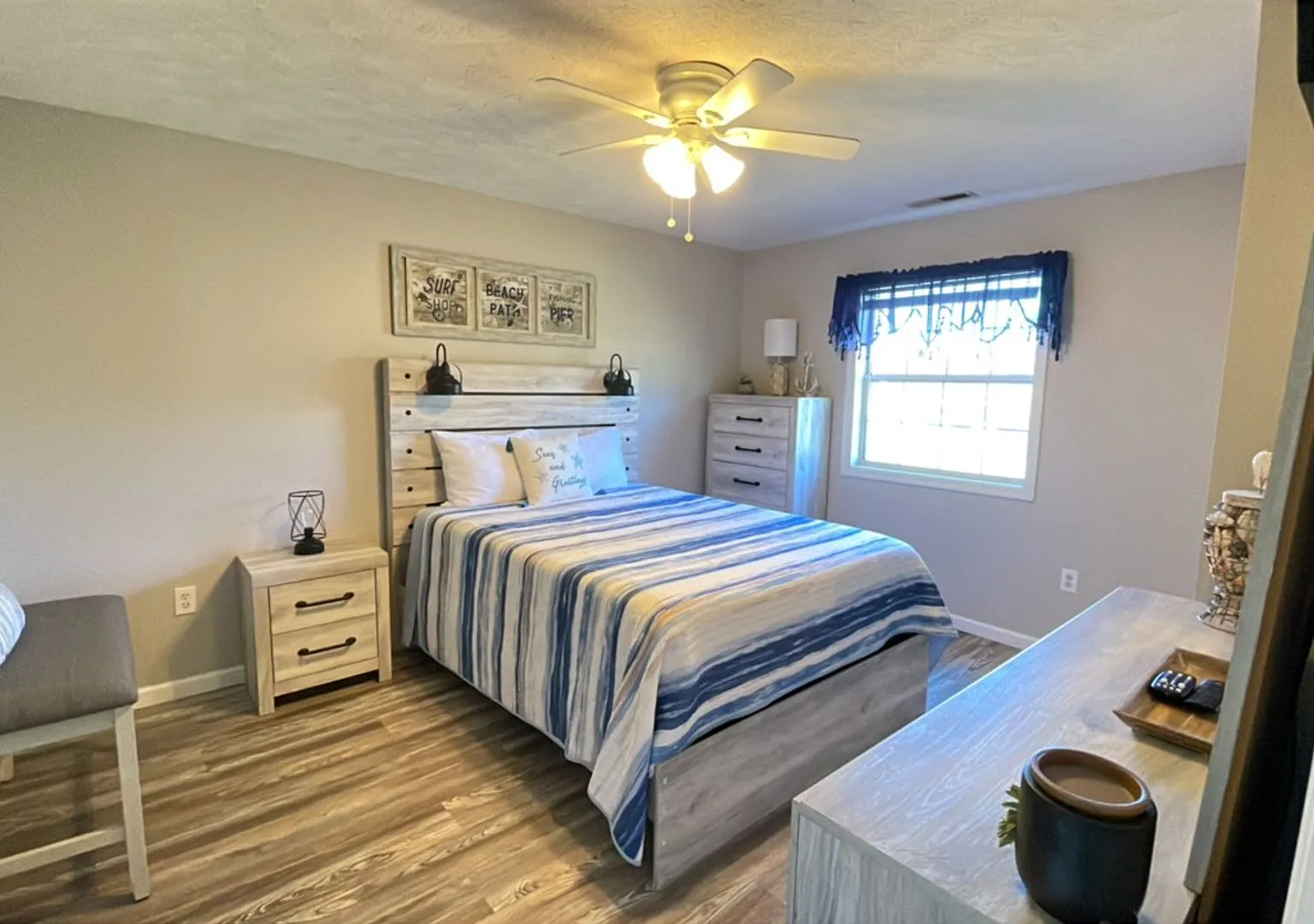 Reduced! Beautifully Furnished 2 Bedroom/2 Bath 1st Floor Condo In River Oaks — Photo 3