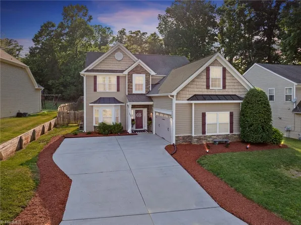 2640 Crosland Hill Dr, Winston Salem, NC 27106