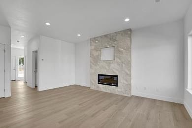 3rd image of 757 N Creative Way
