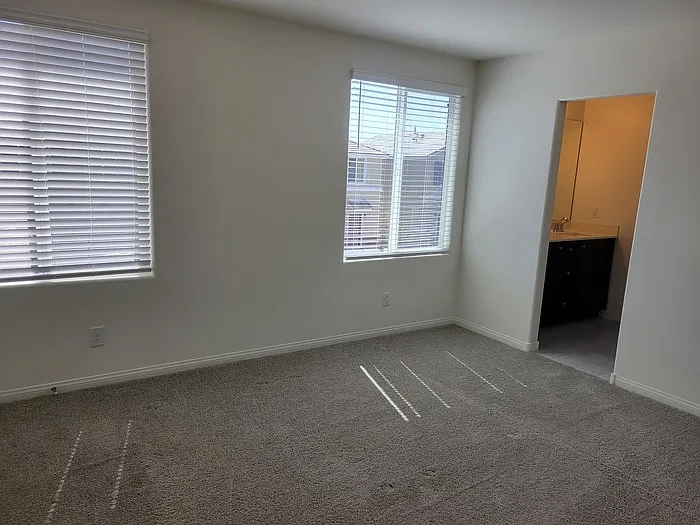 8056 Kings Guard St — Photo 6