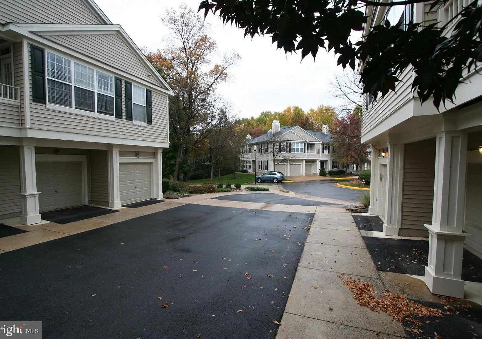 11402 Gate Hill Place #F Reston, VA 20194 — Photo 2