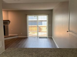 296 S Nome St, Aurora, CO 80012