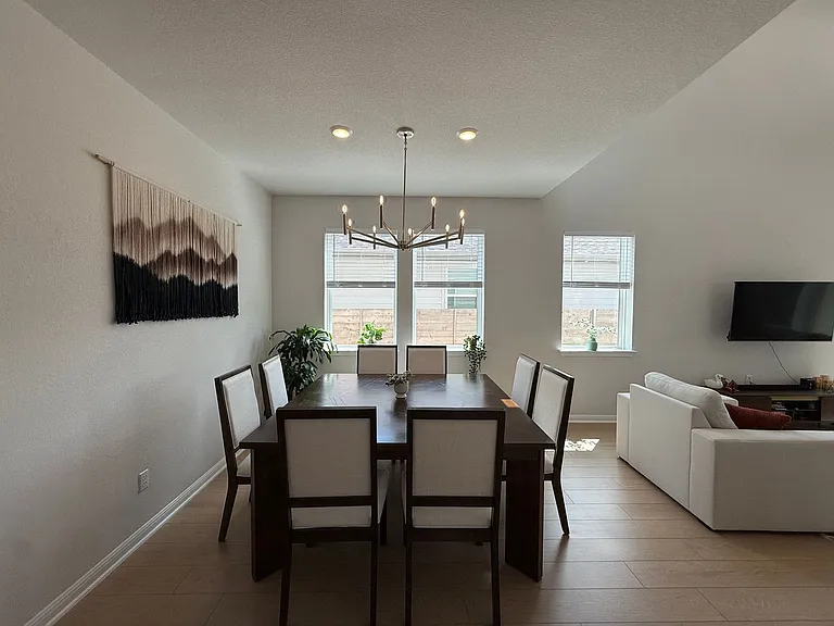 437 Leeward Pass — Photo 7