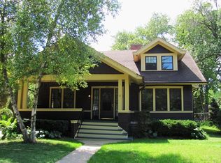 425 Hawthorne Ave, South Milwaukee, WI 53172