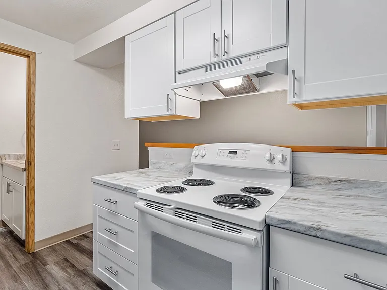 Meadowood Apts — Photo 4