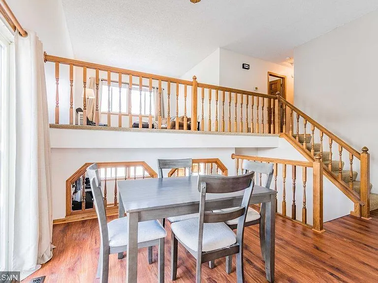 345 Poplar Dr — Photo 4