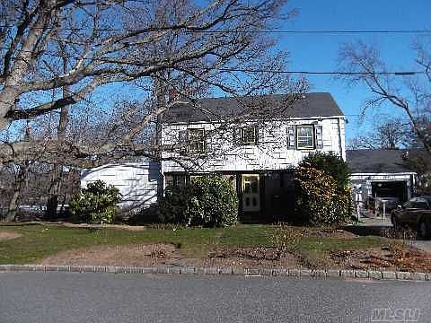 1st image of 30 Birchwood Dr N