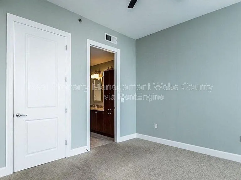 301 Fayetteville St #2303 — Photo 14
