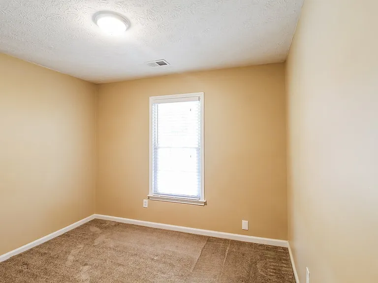 35 Oak View Dr — Photo 13