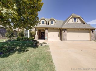 2035 E 133rd St S, Jenks, OK 74008